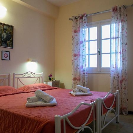 Villa Voula Agios Stefanos Avliotes  Exteriör bild