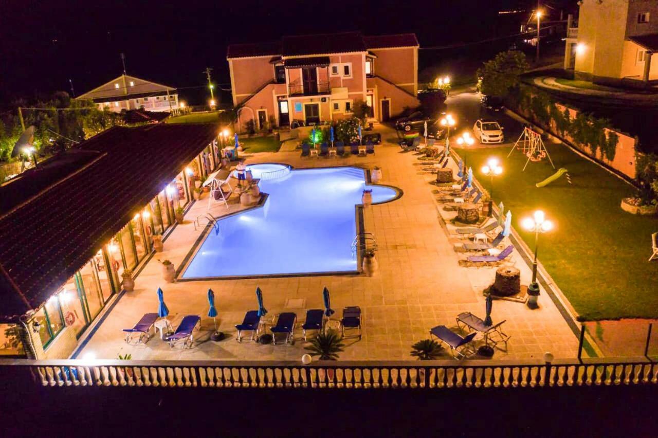Villa Voula Agios Stefanos Avliotes  Exteriör bild