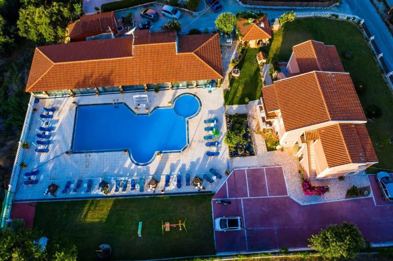 Villa Voula Agios Stefanos Avliotes  Exteriör bild